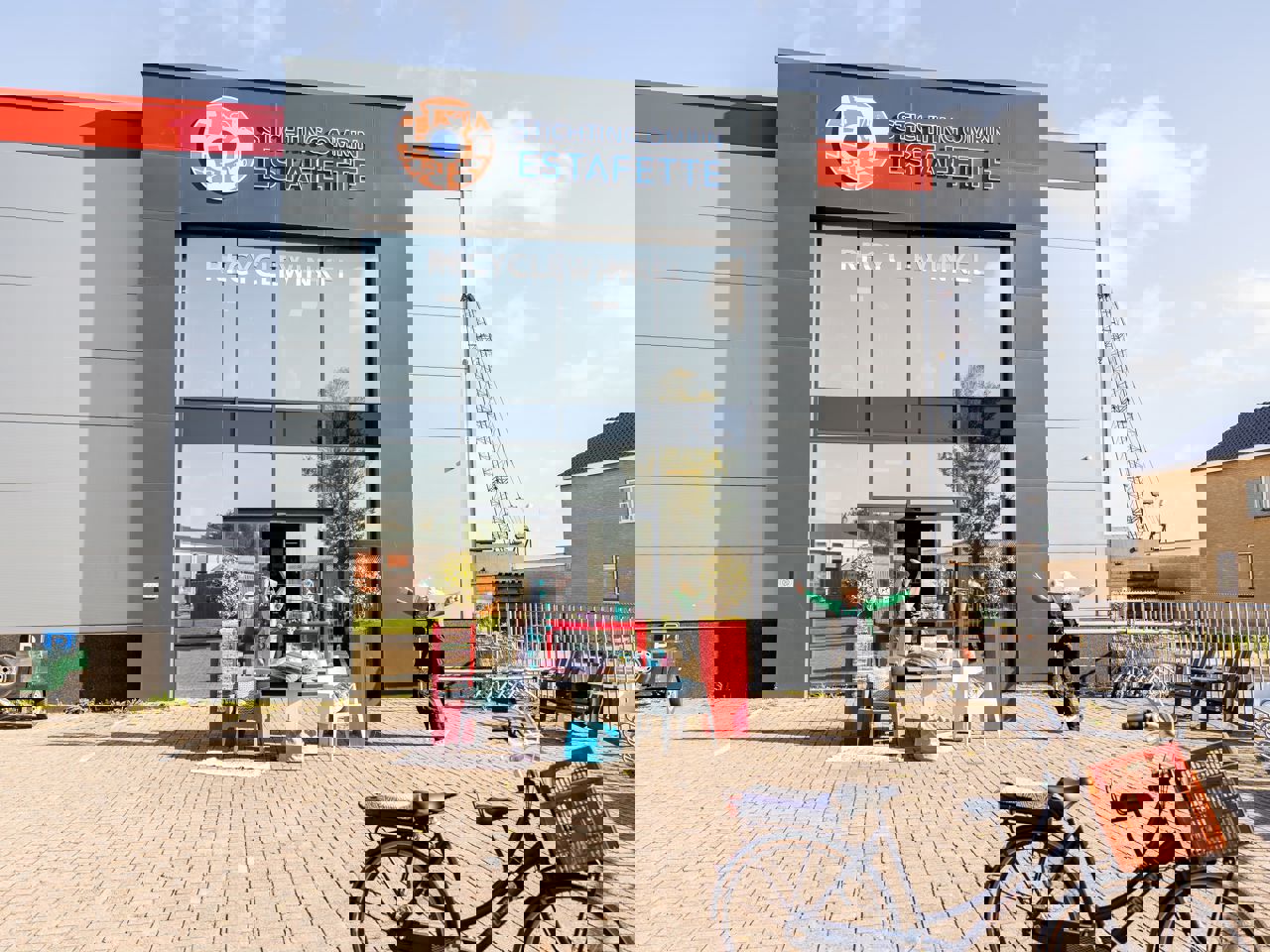 Estafette Recyclewinkel Harlingen (1)