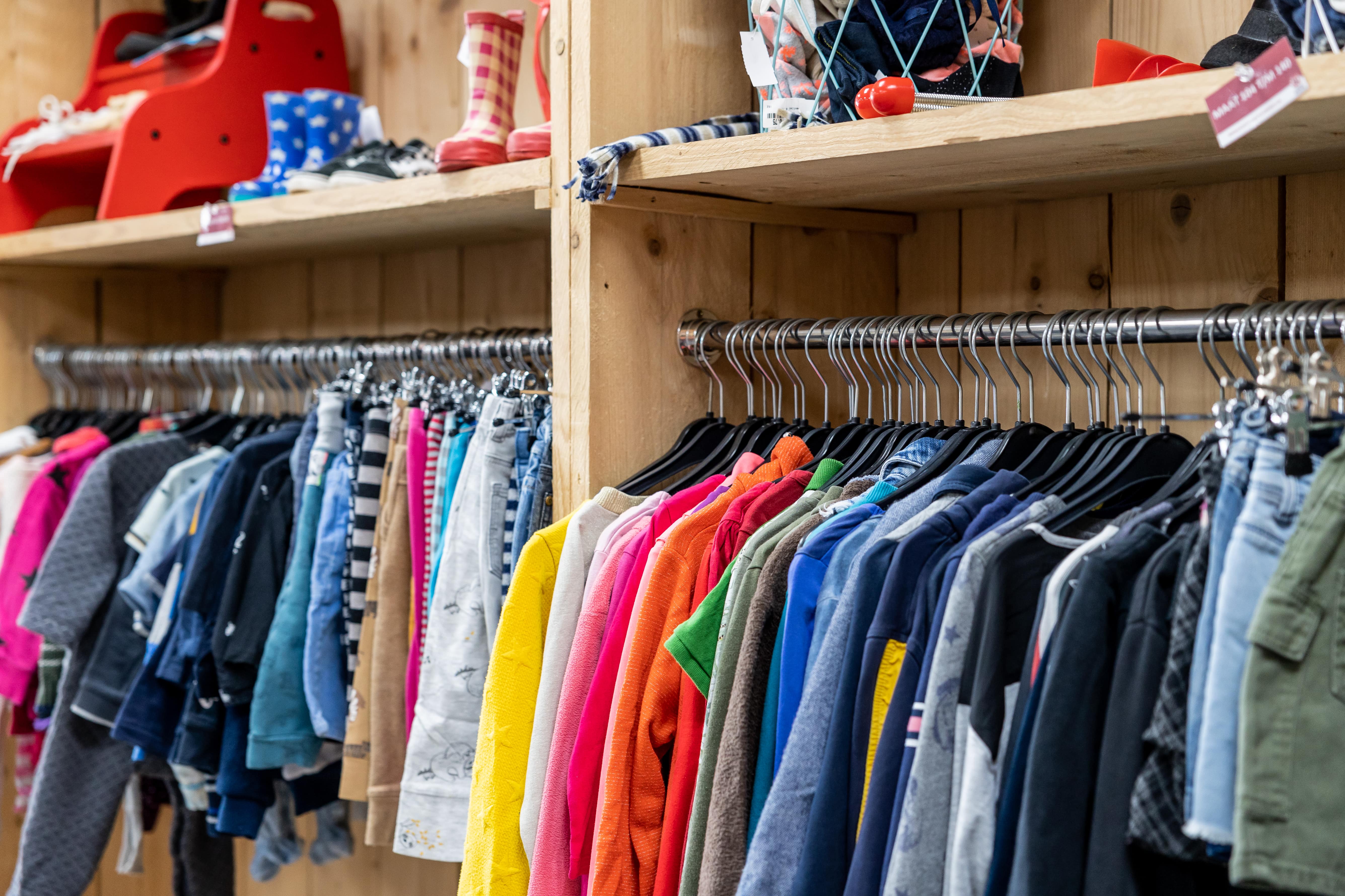 Kleding en sales schoenen inleveren