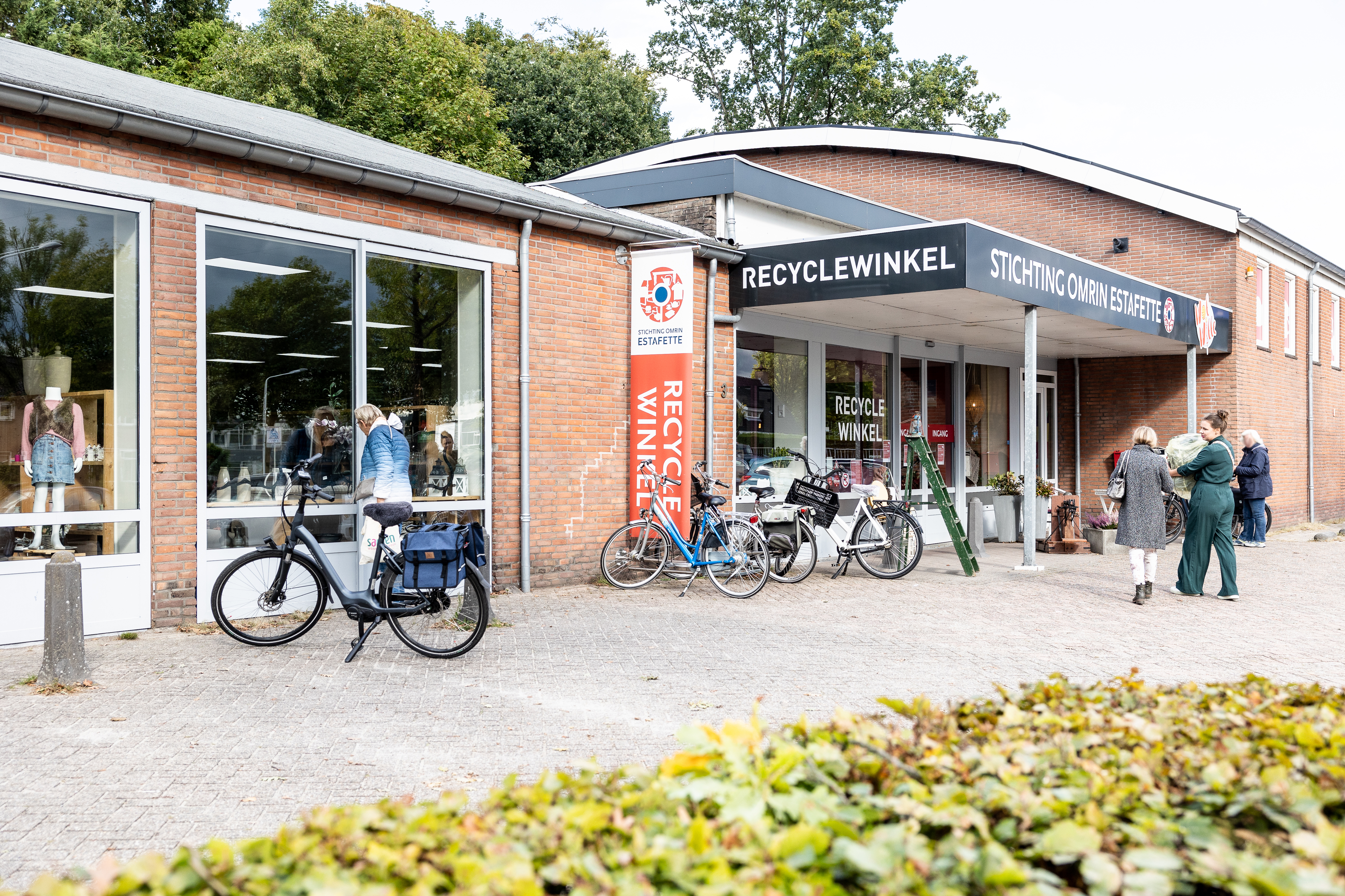 Burgum Buitenkant Mevrouw Geblurd