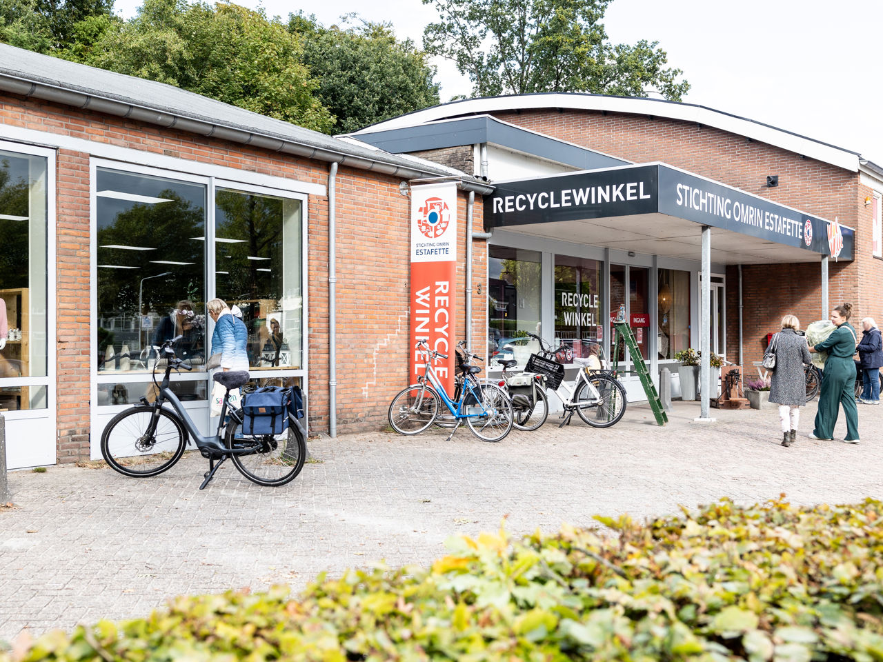 Burgum Buitenkant Mevrouw Geblurd